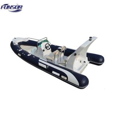 China Black And White 5.2Meter Fiberglass Fishing boat For 9 Persons for sale