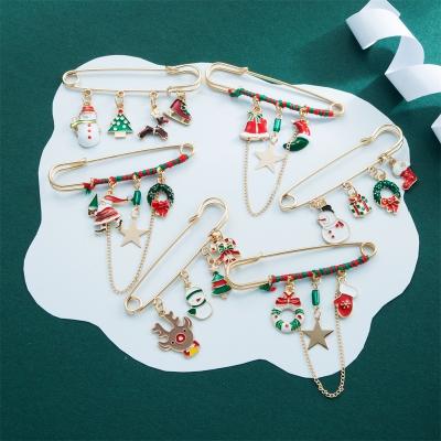 China High Quality VKME Design Fashion Christmas Brooch New Trend Santa Claus Brooch Jewelry for sale