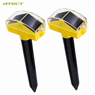 China Sustainable Outdoor Solar Powered Ultrasonic Mole / Pest Snake Killer for sale