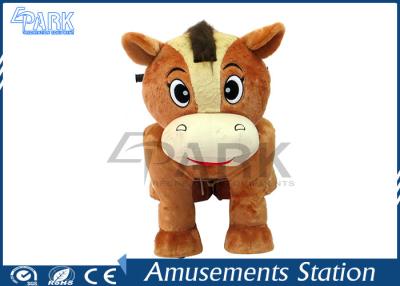 China Caballo de montar a caballo mecánico de la felpa preciosa 200 libras de la ayuda de juego de la música en venta