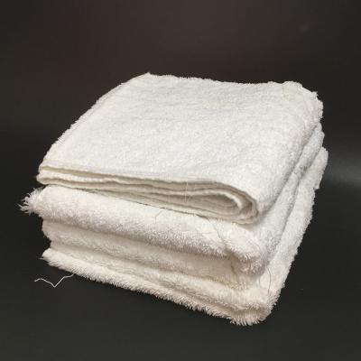 China Cheap Used White Strong Absorbency Water Oil Cotton Fabric Fall Bed Covering Rags For Sale for sale