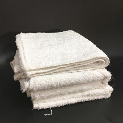 China Strong Capacity Textile Water Absorption Oil Waste Cotton Wiping New Rags Cotton Wiper Cloths In Bales for sale