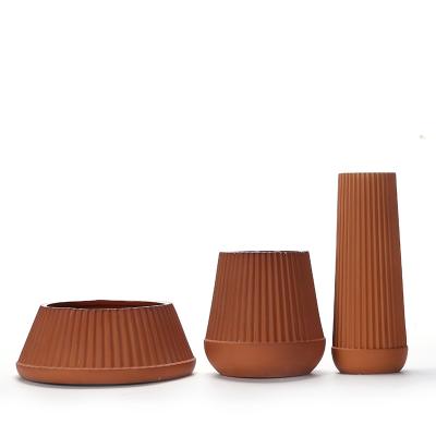 China Modern Chic Ceramic From Europe Handcraft Terra Cotta Clay Vases for sale