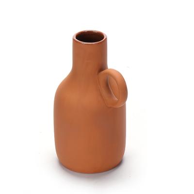 China Europe Chic Handcraft Clay Ceramic Vase - With Handle Terra Cotta Clay Vases for sale