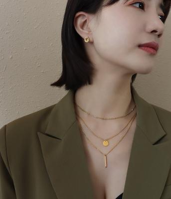 China Europe and America hot sale fashionable custom 18K 24k PVD plated gold women 316 stainless steel layered pendant necklace for sale