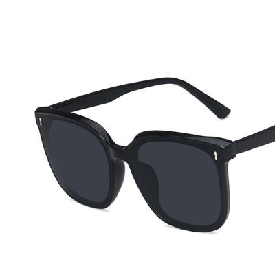 China Sports sunglasses 2021 new large frame square sunglasses shape stylish sunglasses for sale