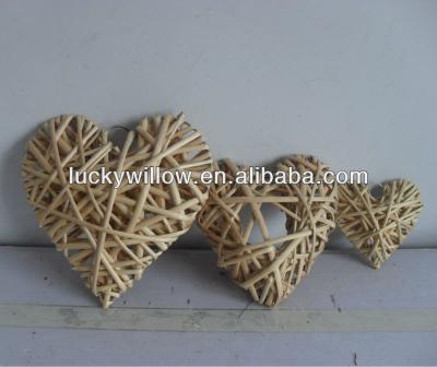 China 2013 wicker hanging wicker heart for home&garden christmas decration/craft for sale