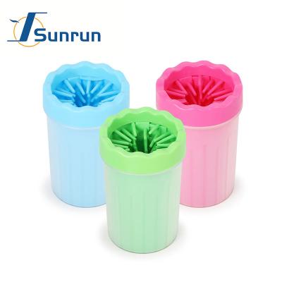 China Portable Pet Viable Foot Silicone Cup Dog Paw Washer Cat Claw Rub Cleaning Brush for sale