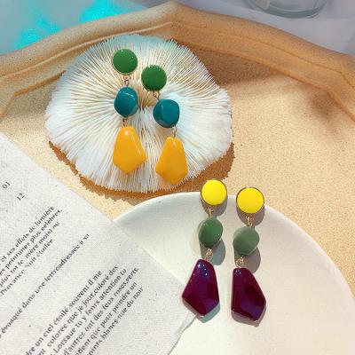 China Beautiful TRENDY Ladies Jewelry Colored Acrylic Drop Earring for sale