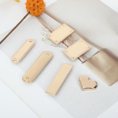 China Custom Metal Accessories Luggage Tag Metal Logo Plate Metal Accessories For Bags for sale