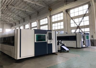 China Máquina de corte 2 do laser da fibra do CNC IPG 3 4 6 8 10KW para o corte de aço à venda