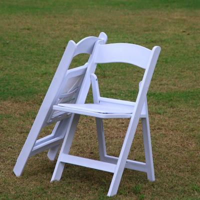 China Modern Portable Outdoor Folding Garden Chairs Outdoor Plastic Chair For Garden Wedding Chairs for sale