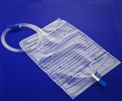 China Push-Pull Valve Disposable Urine Bag With Push-Pull Valve for sale