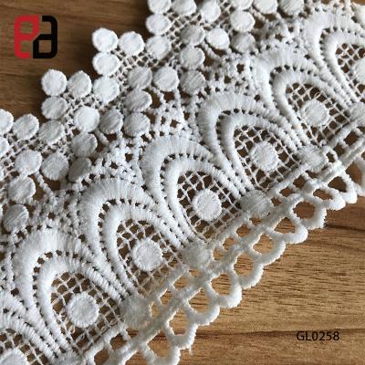 China 2021 Water Soluble Embroidered Guipure Lace 9CM Venice Lace Vintage Floral Lace Trim Wrapping Ribbon for sale