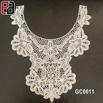 China Fashion Vintage Hollow Lace Collar Water Soluble Applique , Fabric Crafts Lace Collar for sale