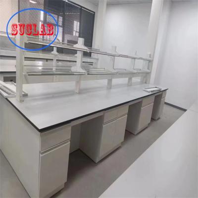 China Tablero de resina epoxi Química Banco de laboratorio Hoja de resina fenólica encimeras de mostrador enchufe multifuncional en venta