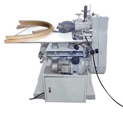 Chine 2021 factory hot sale machine for making wooden broom handles sweep stick making machine à vendre