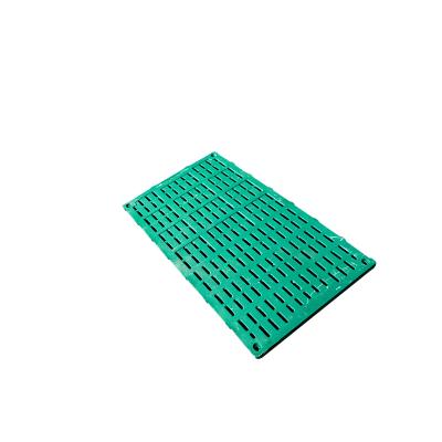 China Farms Polypropylene Half Plate Leak Dung Plate 240*60CM Farm Equipment For Pig for sale