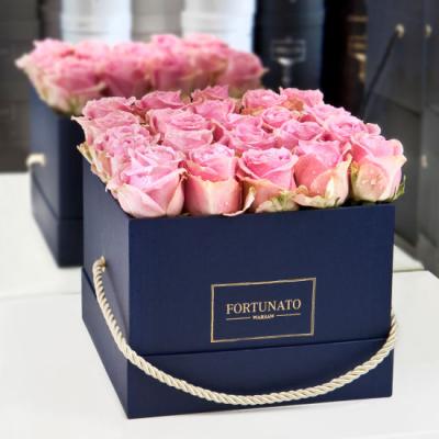 China Recyclable Custom Luxury Rose Flower Wedding Gift Boxes for sale