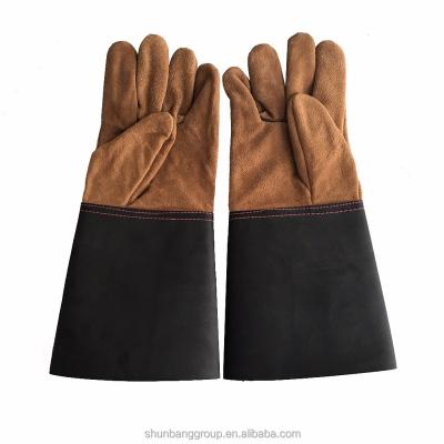 China Anti-Splash Spray Waterproof Synthetic Welding Leather Work Glove for sale