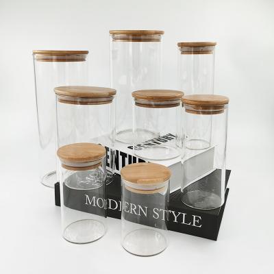 China Viable Sublimation Clear Glass Beer Can Tumbler Simple Design Water Glass Can Glass Box With Bamboo Lid for sale