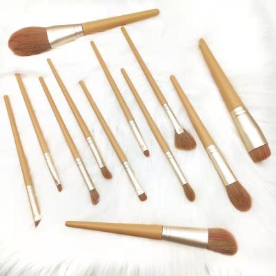 China Multifunctional Wooden Makeup Set Brush Eyeshadow Brushes + Nylon 12 Pcs Handle for sale