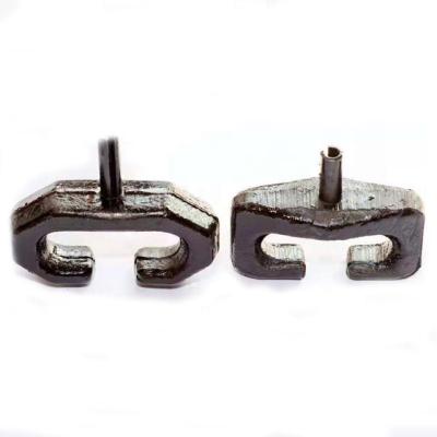 China Acid Resistance Tire Pad Chains 20CrMnTi Repairing Link Rose Lock for sale