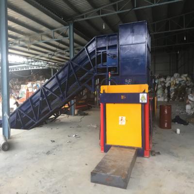 China Scrap Pet Bottle Recycling Baler,Waste Paper Horizontal Baler,semi-auto baling machine for sale