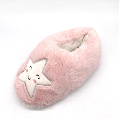 China Damping OEM Cute Cartoon Warm Thermal Plush Toy Fluffy Anti-skid Animal Slippers for sale