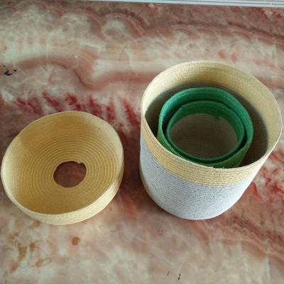 China Sustainable Round Baskets Straw Handmade Boxes With Cover for sale