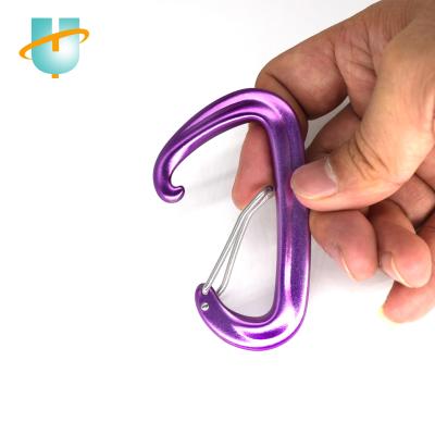 China Custom Logo 12kn Colorful Cheap Price Durable Wear Resistant Rust Locking Carabiner Climbing Hook With Wire Door for sale