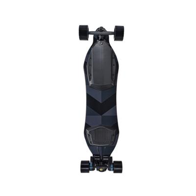 China Youth Electric Longboard Skateboard With Dual Motors Electric Longboard Remote Controller for sale