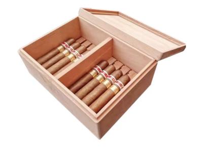 China Insect Control Spanish Cedar Wood Cigar Box / Cigar Case Moisturizing And Breathable for sale