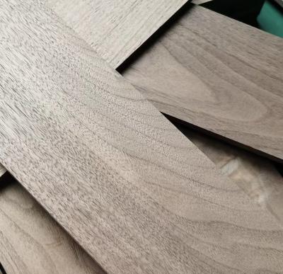 China 2200*205*1.2mm Black Walnut Floor Veneer For High End Furniture for sale