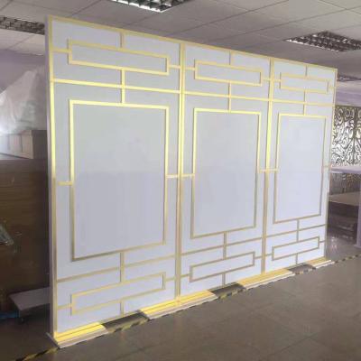 China Custom Height Decorations Outdoor Event Gift Fashionable Wedding Decoration PVC Acrylic Backdrop Panels Wedding Stage for sale