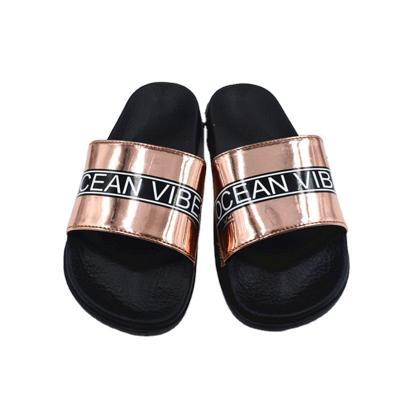 China Fashion Trend Luxury Gold Frosted Ladies Unique Sandals Suka Design New Non Slip Good Foot Holding Lady Sandals Slippers Woman Flat Shoes for sale