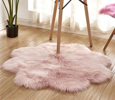 China Modern European Style Faux Fur Rug Floral Plush Area Rug Bedroom Bedside Floor Rug Living Room Floor Mat for sale