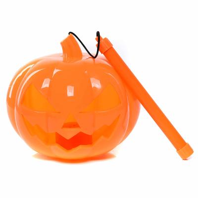 China Bar Kindergarten Lamp Pumpkin Halloween Glow and Healthy Glow Festival Supplies Children's Hand Held Pumpkin Toy Lantern for sale