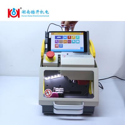 China WIFI USB Update Automatic Key Cutting Machine 90 % Humidity With One Year Warranty for sale