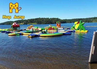 China Commerciële Geschiktheidsslag - omhoog Waterpark Inflatables 7 in 1 Gestikt Drievoud Te koop