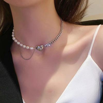 China 2021 New Fashion Heart Necklace Jewelry Vintage Pearl Trendy Silver Necklace Women's Necklace for sale