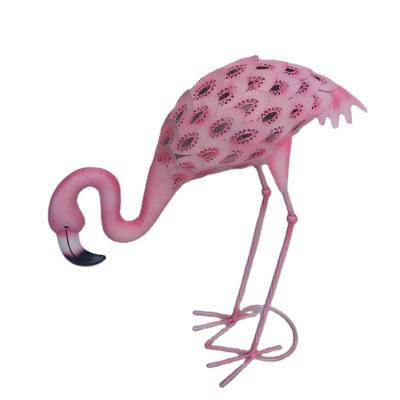 China Minimalist Nordic Style Garden Metal Art Ornament Rose Decoration Yard Flamingo for sale