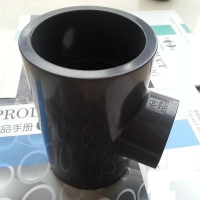 China 2023 Eco-Friendly Newcomers Bus Water System Pipe Fittings UPVC DIN Black Three Way Plastic Reducing Tee for sale