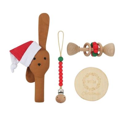 China Wooden Baby Toy Se Teether Christmas Theme 4 Pcs Baby Toy Gift Set Cute Animal Crochet Rattle Clip Wooden Silicone Pacifier Chain Soft for sale