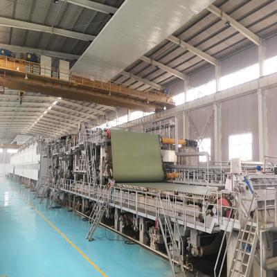 China Fast Speed ​​Kraft Liner Paper Machine Waste Rolls Recycling Craft Full Automatic Jumbo Twin Wire / Kraft Liner Paper Making Production Line for sale