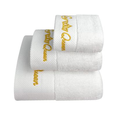 China Custom Embroidered Compressed Luxury 100% Cotton Hotel Towels Hotel Towels Logo Spa White Towel Set for sale