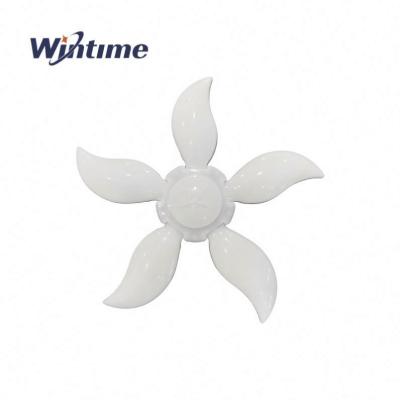 China Widely Fan 5 Blade Led Bulb 75W Fan White Mango Folding Lamp Led Lamp Deformable Led Bulb Light for sale