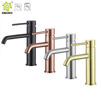 China Hot Solid Outdoor Single Handle Faucet cUPC 304ss Manufacturer Cold Water Bathroom Faucet Modern Basin Mixer Tap for sale