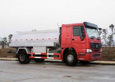 China De kleine Aanhangwagen van de de Brandstoftank van Benzinetankwagen 5-6 CBM 4X2 LHD Euro 140HP Te koop