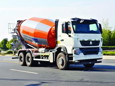 China De Concrete Mixervrachtwagen van ISO met Pomp, Mobiel Industrieel Beton die Materiaal mengen Te koop